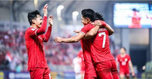 包含中国国奥男足将出征东京奥运会本月16日迎首场比赛的词条