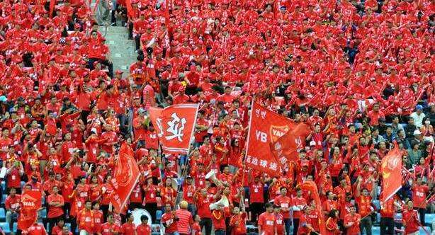 包含国家体育总局：中国足球联赛将逐步恢复参赛球队上限64队的词条