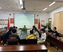 塞尔蒂克斯球员组织公益活动，传播正能量